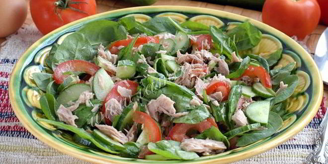 Рецепт салата со шпинатом и тунцом
