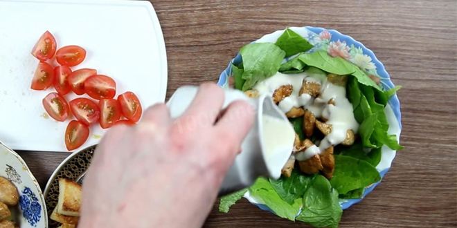 Рецепт салата цезарь классический с курицей