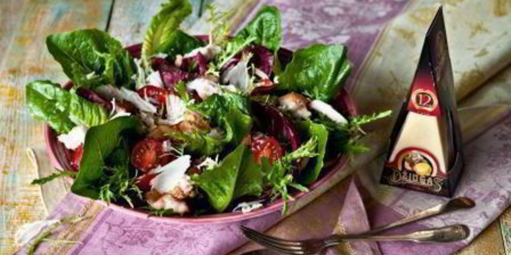 Как приготовить салат цезарь с беконом и сыром джюгас