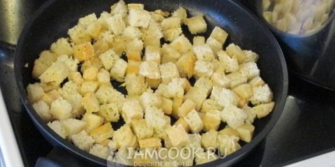 Рецепт салата цезарь с беконом