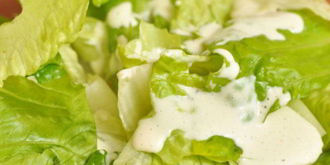 Рецепт салата цезарь с креветками