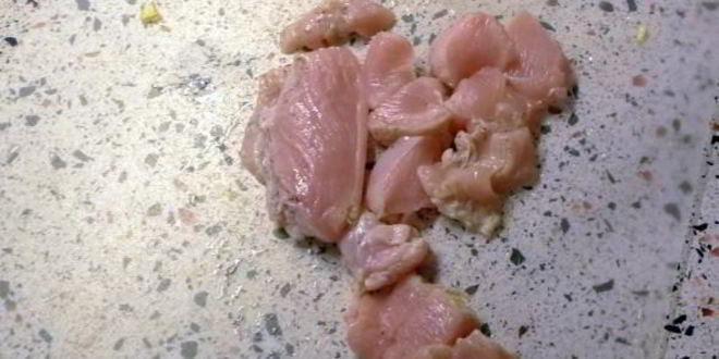 Рецепт салата цезарь с курицей и пармезаном