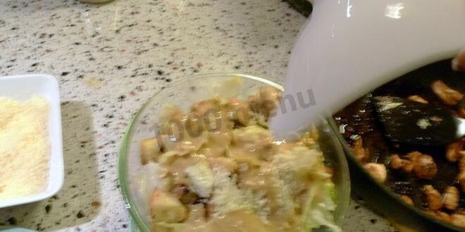 Рецепт салата цезарь с курицей и пармезаном