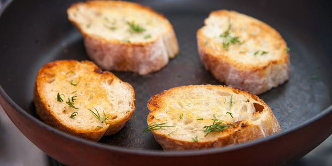 Рецепт шашлыка из куриной грудки под соусом цезарь