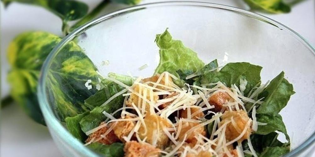 Как приготовить цезаря без курицы с сухариками