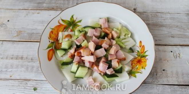 Рецепт цезаря с копченой курицей и маринованными грибами