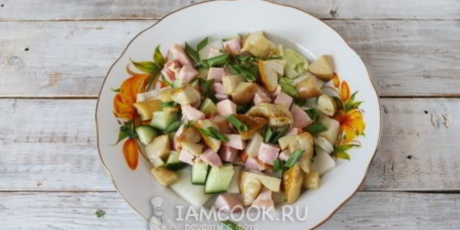 Рецепт цезаря с копченой курицей и маринованными грибами