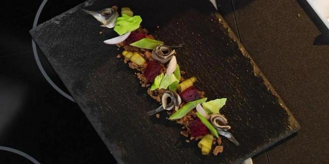 Рецепт винегрета с килькой и медово-горчичным соусом