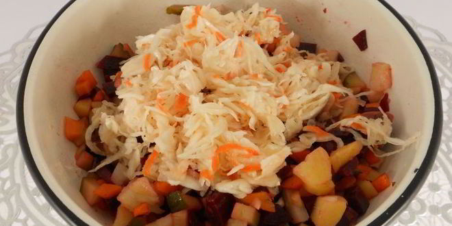 Рецепт винегрета с жареными шампиньонами и квашеной капустой