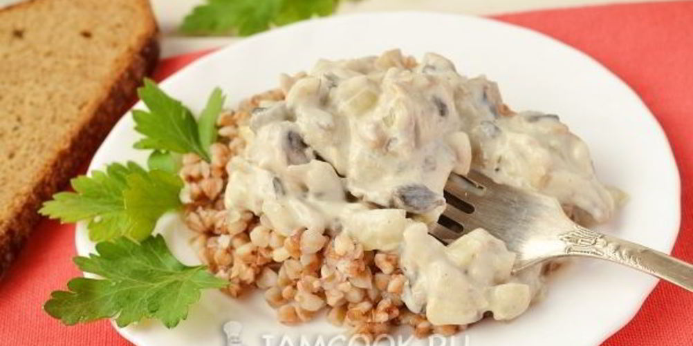 Как приготовить грибной соус со сметаной