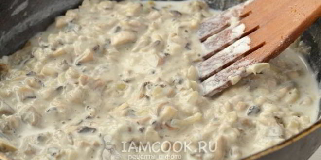 Рецепт грибного соуса со сметаной