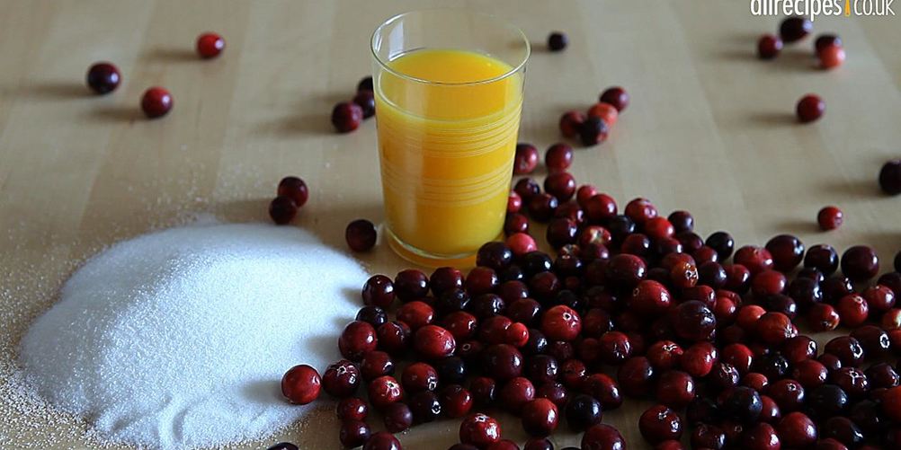 Как приготовить клюквенный соус