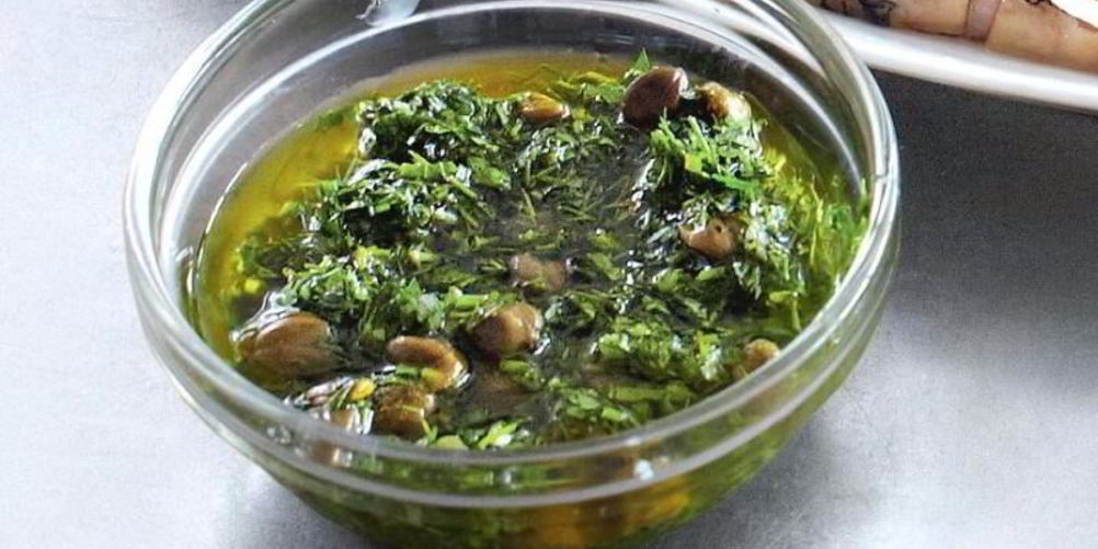 Как приготовить салат-заправку из зелени