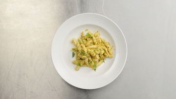 Рецепт Домашней пасты бузиате с песто алла трапанезе