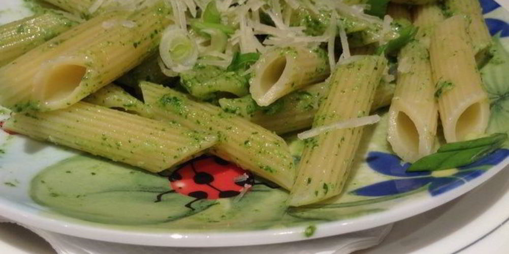 Как приготовить пенне с соусом песто из руколы