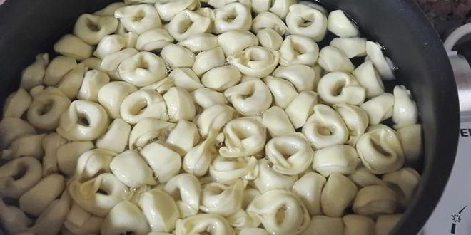 Рецепт тортеллиней с соусом песто