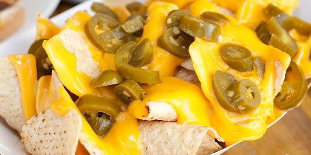 Как приготовить сырный соус для начос