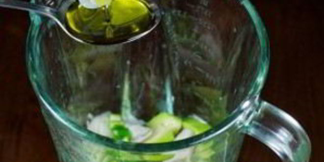 Рецепт зеленого соуса из авокадо