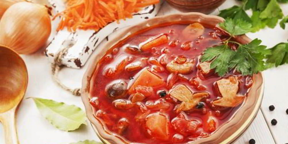 Как приготовить борщ с лесными грибами