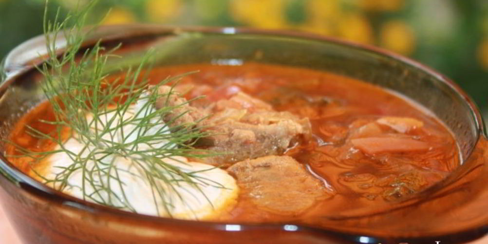 Как приготовить борщ с виноградными листьями