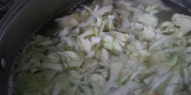 Рецепт борща со сметаной на курином бульоне