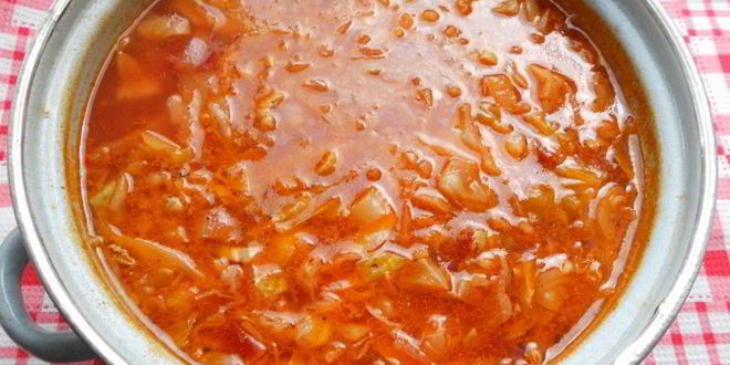 Рецепт борща со свиными ребрышками и молодыми овощами