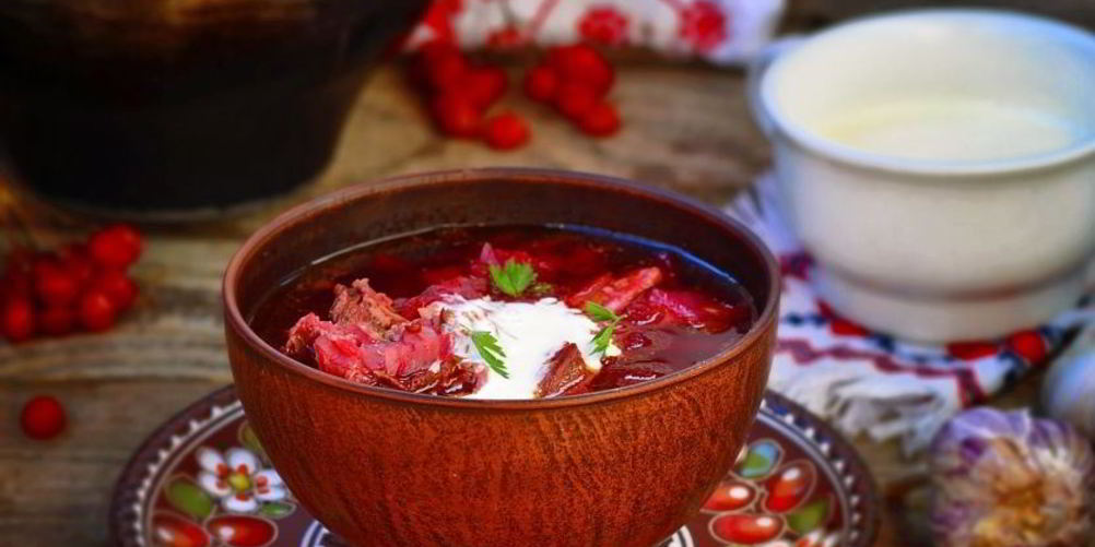 Как приготовить украинский борщ со свеклой