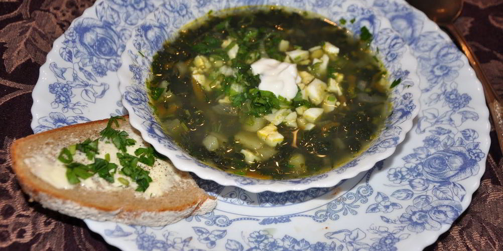 Как приготовить зеленый борщ из крапивы