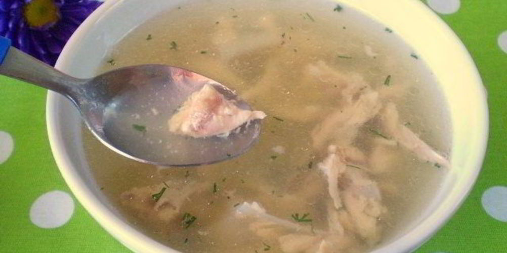 Как приготовить бульон из куриных костей