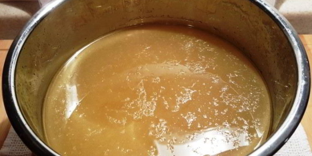 Как приготовить бульон из куриных лапок