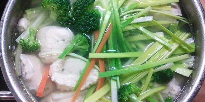 Рецепт бульона с овощами и куриными клесами