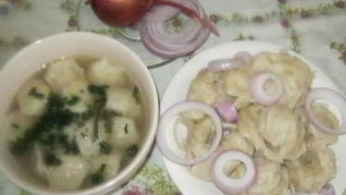 Рецепт Крэплаха — домашних пельменей в бульоне