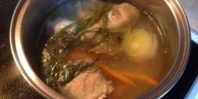 Рецепт куриного бульона с яйцом