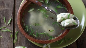 Рецепт Куриного бульона с заварными клецками