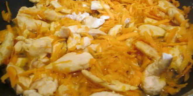 Рецепт курицы тушеной с морковью в бульоне