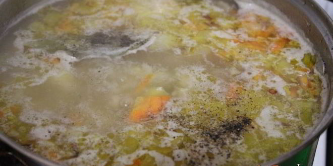 Рецепт перлового супа на курином бульоне