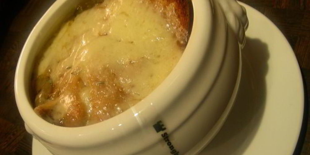 Как приготовить французский луковый суп