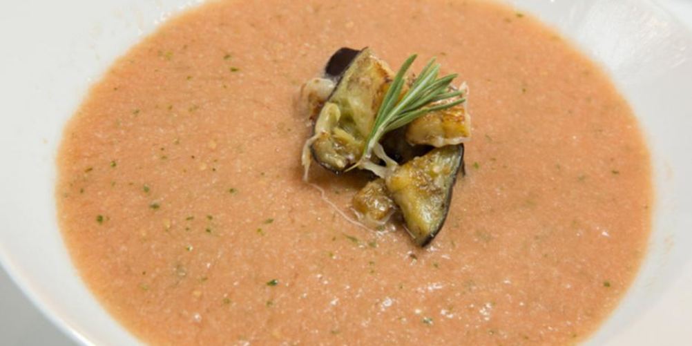 Как приготовить гаспачо с баклажанами