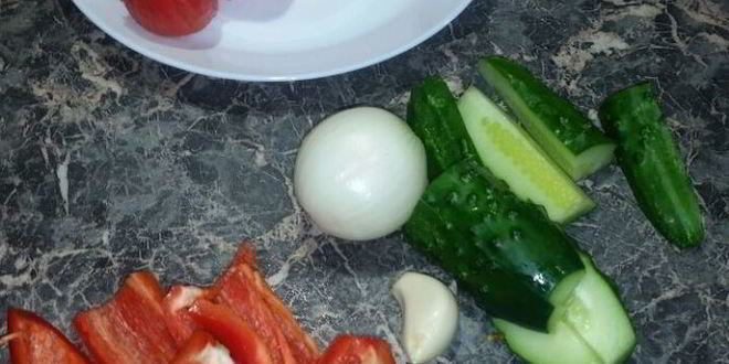 Рецепт гаспачо с фундуком