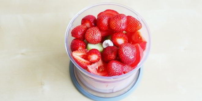 Рецепт гаспачо с клубникой