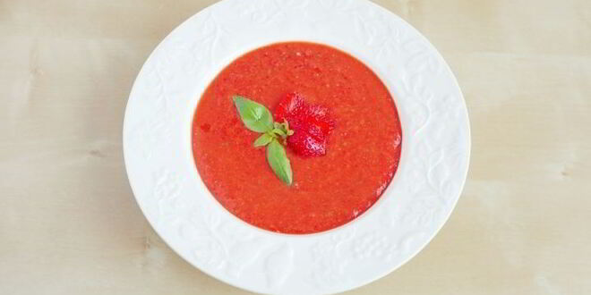 Рецепт гаспачо с клубникой