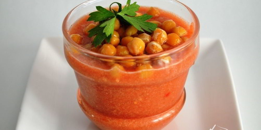 Как приготовить гаспачо с нутом