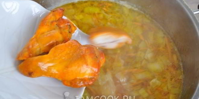 Рецепт горохового супа с копчеными крылышками