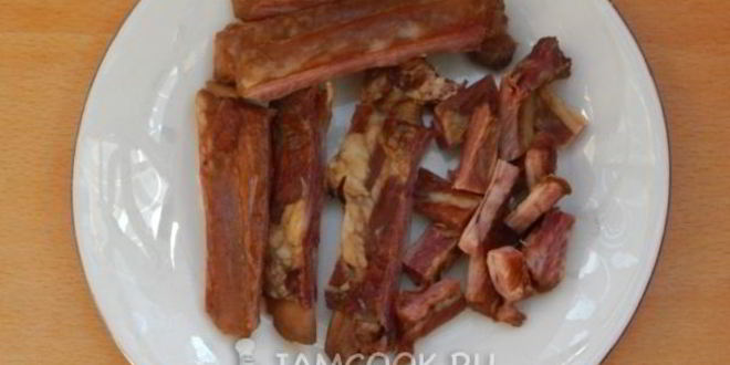 Рецепт горохового супа с копчеными свиными ребрами