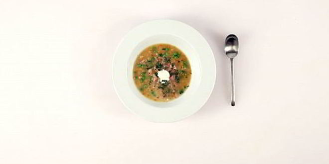 Рецепт горохового супа с мятой и свиной рулькой