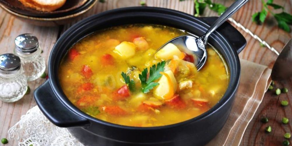 Как приготовить гороховый суп с охотничьими колбасками