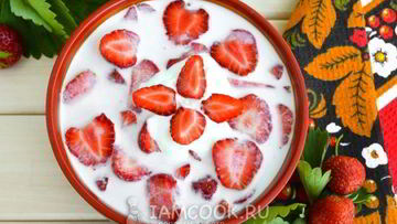 Рецепт Холодника с клубникой