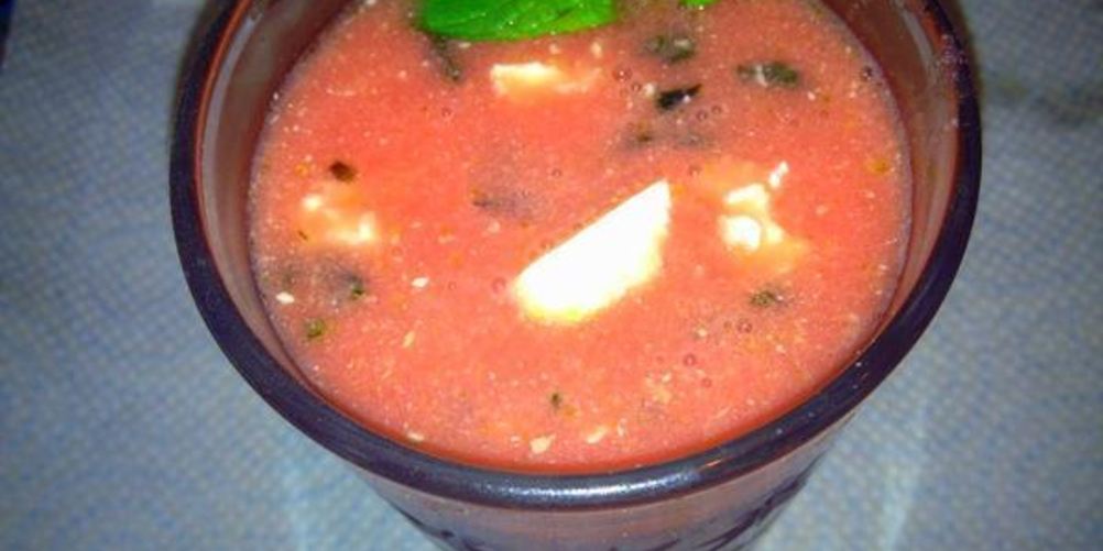 Как приготовить холодный арбузный суп с сыром фета