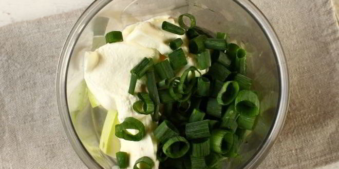 Рецепт холодного супа из огурца и цуккини