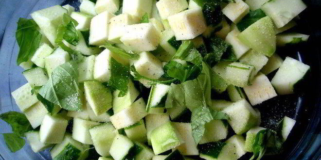 Рецепт огуречно-кабачкового холодный суп с моцареллой